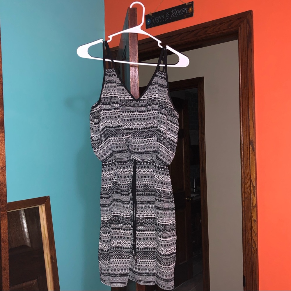 Black and white patterned dress